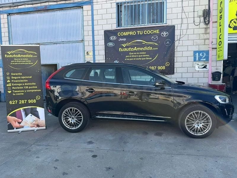 Usado Volvo XC60 Momentum 181 CV (133 kW) 2015 Negro SUV