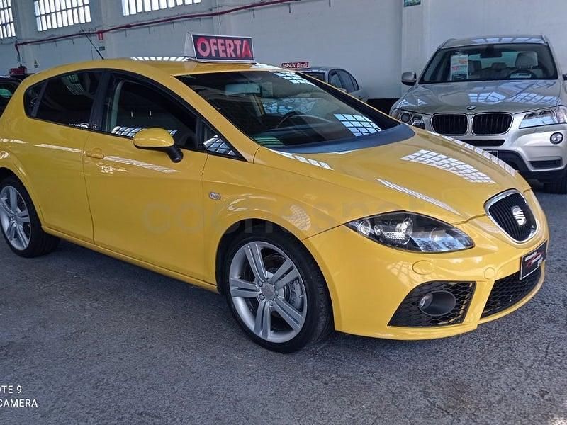 Usado Seat Leon FR 170 CV (125 kW) 2006 Amarillo Utilitario