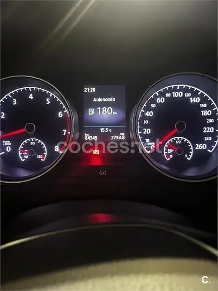 Usado VW Golf VII Advance 125 CV (91 kW) 2017 Gris / plata Berlina