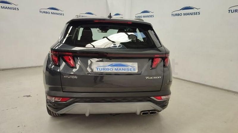 Usado Hyundai Tucson 115 CV (84 kW) 2024 Gris / plata SUV
