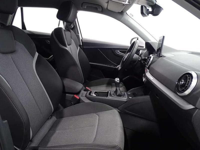 Usado Audi Q2 116 CV (85 kW) 2025 Blanco SUV