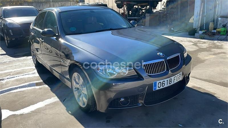 Usado BMW 330 258 CV (189 kW) 2006 Gris / plata Berlina