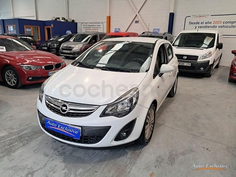 Usado Opel Corsa Selective 100 CV (73 kW) 2014 Blanco Utilitario