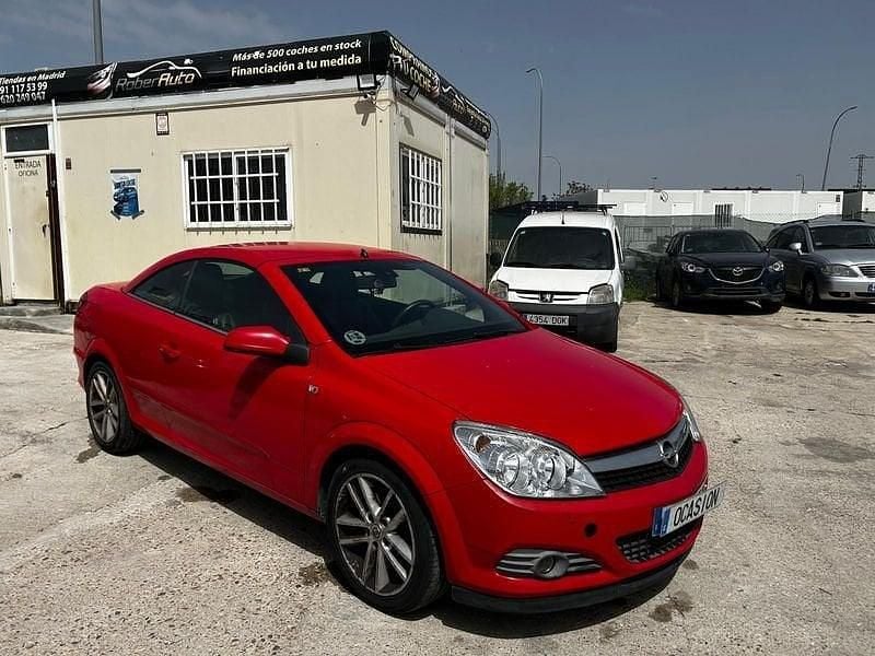 Usado Opel Astra Cosmo 150 CV (110 kW) 2007 Rojo