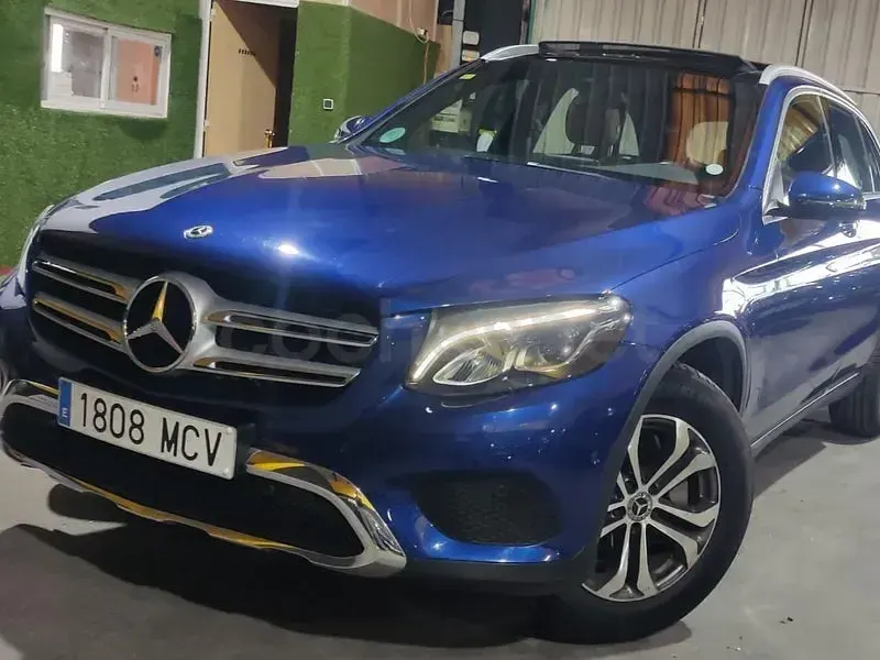 Usado Mercedes GLC250 211 CV (155 kW) 2018 Azul SUV