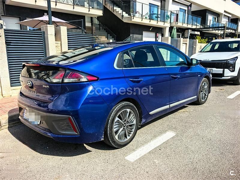 Usado Hyundai Ioniq 141 CV (103 kW) 2019 Azul Utilitario