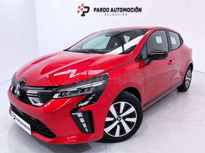 Usado Mitsubishi Colt Motion 90 CV (66 kW) 2025 Rojo Utilitario