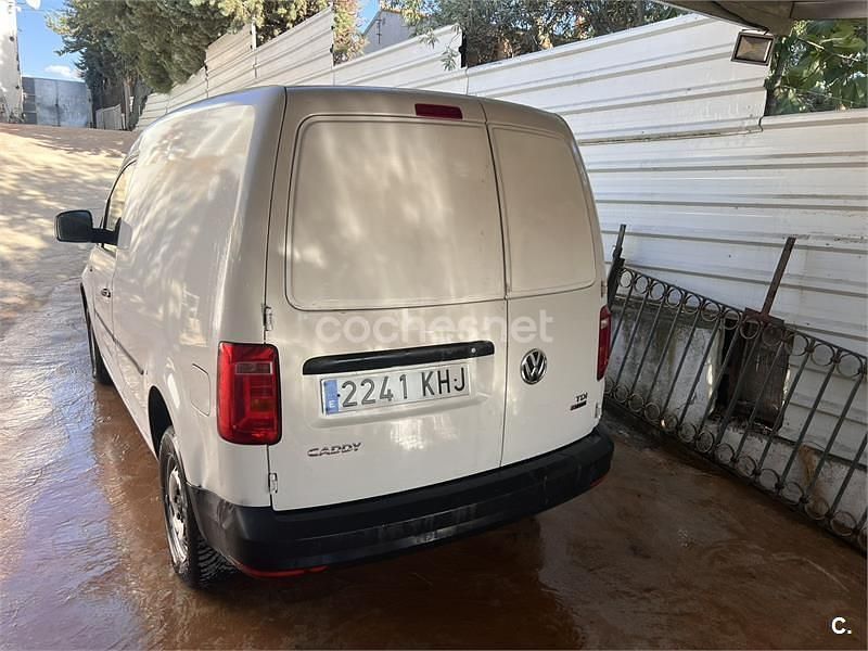 Usado VW Caddy 122 CV (89 kW) 2018 Blanco Monovolumen