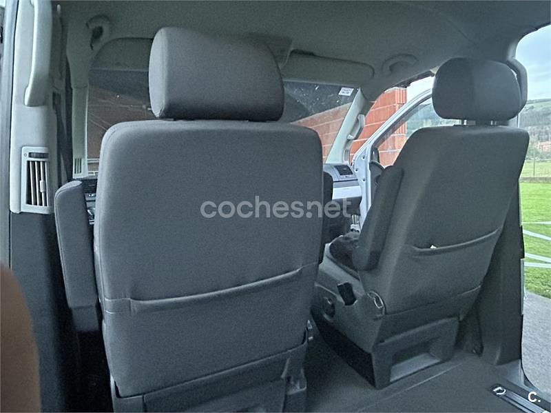 Käytetty VW Multivan Comfortline 174 HP (127 kW) 2006 Harmaa Tila-auto