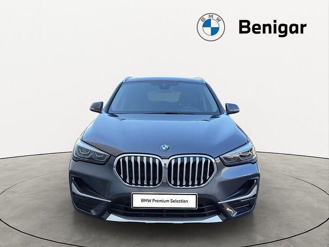 Usado BMW X1 Comfort Edition 150 CV (110 kW) 2021 Gris SUV