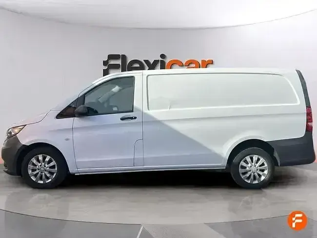 Usado Mercedes Vito 102 CV (75 kW) 2021 Blanco Van