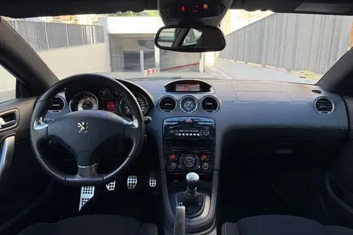 Usado Peugeot RCZ 163 CV (119 kW) 2012 Blanco Coupe