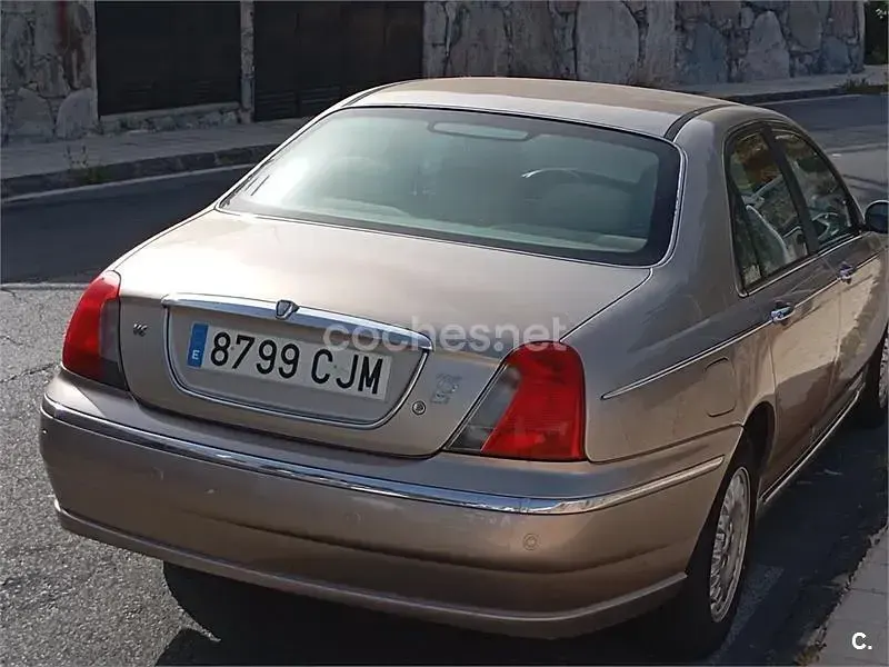 Usado Rover 75 150 CV (110 kW) 2003 Gris / plata Berlina