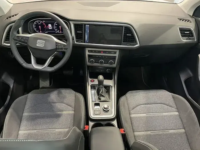 Usado Seat Ateca Xperience 150 CV (110 kW) 2025 Blanco SUV