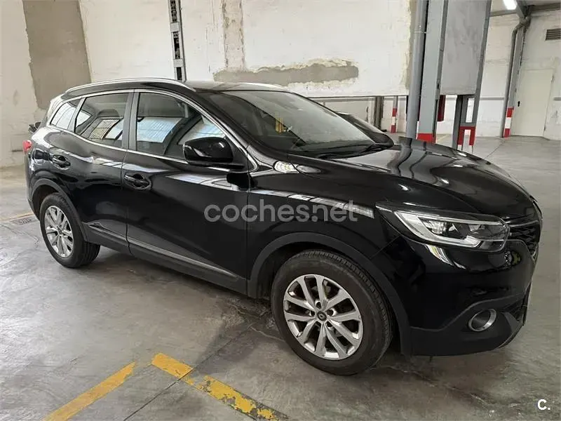 Usado Renault Kadjar Zen 110 CV (80 kW) 2016 Negro SUV