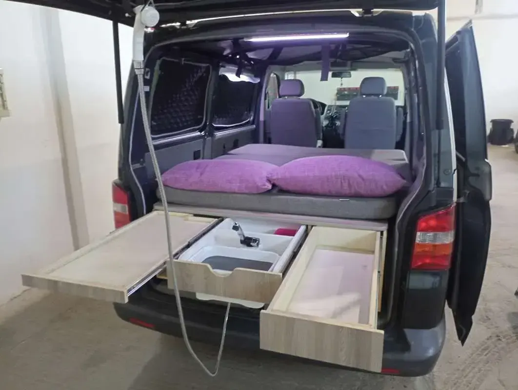Usado VW California Comfortline 102 CV (75 kW) 2008 Gris Van