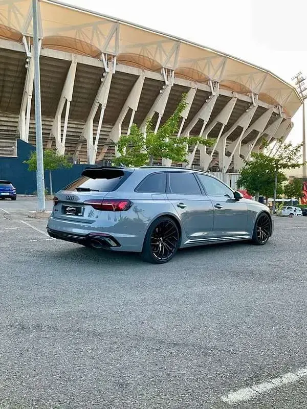 Usado Audi RS4 Ambiente 450 CV (330 kW) 2021 Gris Familiar