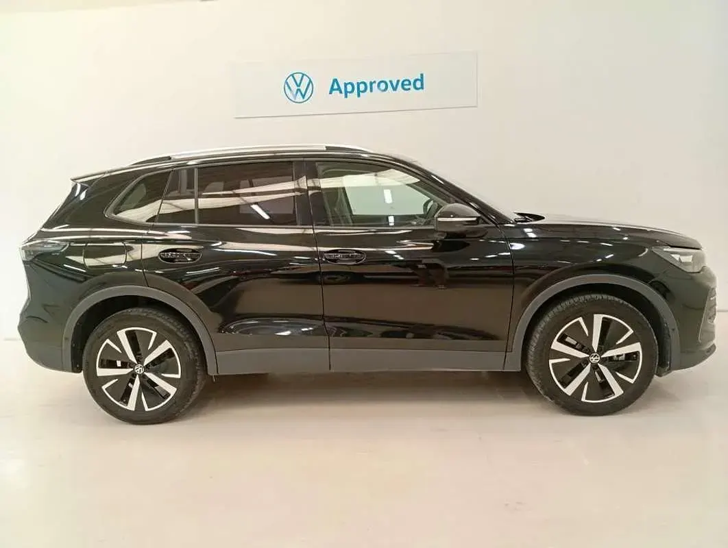 Usado VW Tiguan 204 CV (150 kW) 2025 Negro SUV