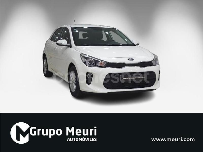 Blanco Usado 2018 Kia Rio Berlina | 11.900 € (Precio justo) - Imagen 1/4