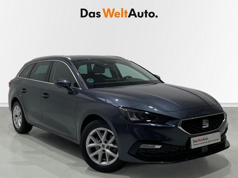 Gris Usado 2025 Seat Leon Style Familiar | 23.990 € (Precio justo) - Imagen 1/4