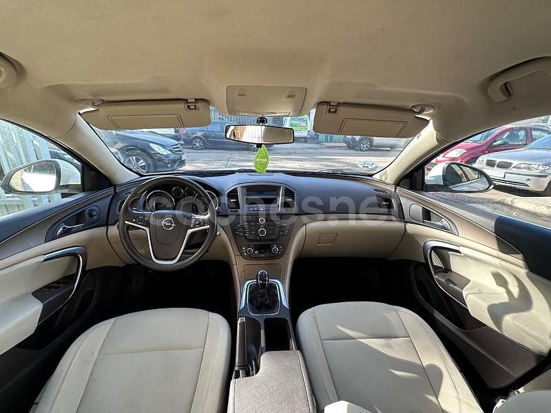 Blanco Usado 2010 Opel Insignia Edition Berlina | 5500 € (Precio justo) - Imagen 1/4