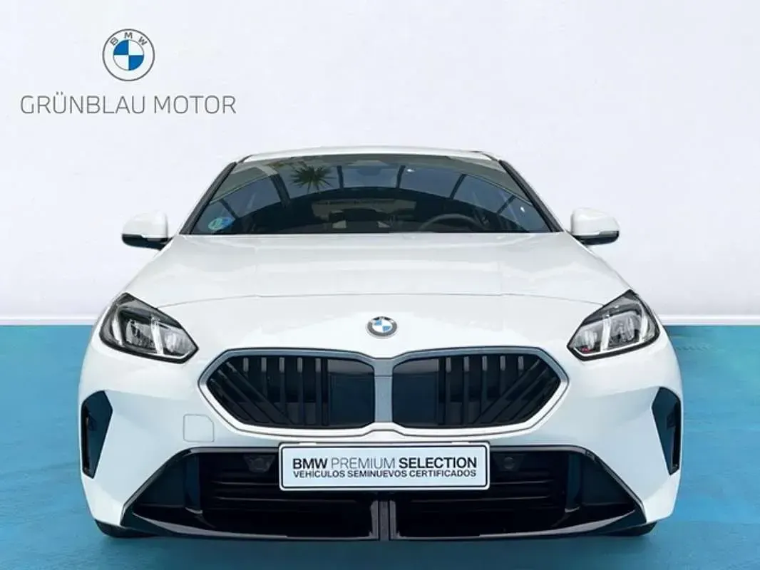 Usado BMW 120 Shadowline 163 CV (119 kW) 2026 Blanco Utilitario