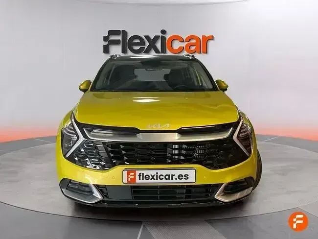 Usado Kia Sportage 230 CV (169 kW) 2022 Amarillo SUV