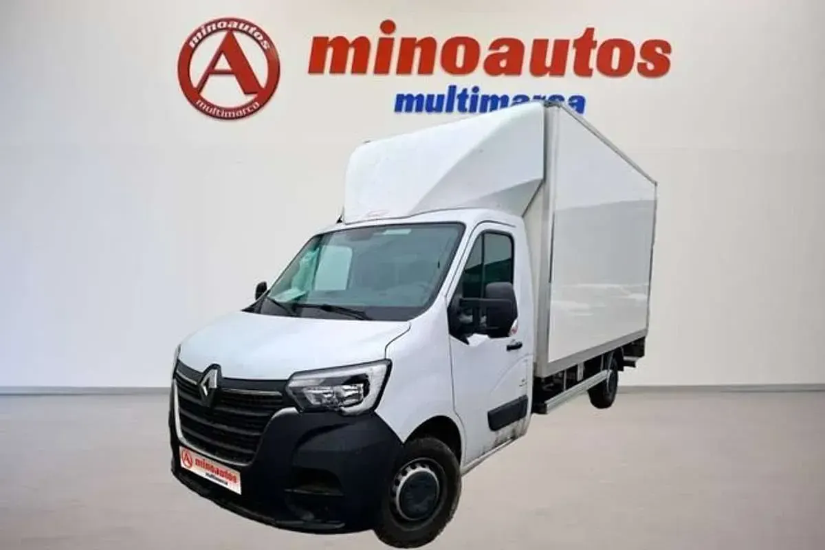 Usado Renault Master 145 CV (106 kW) 2024 Blanco Monovolumen