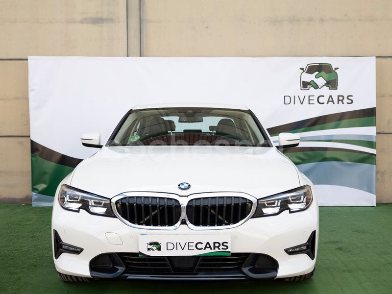 Blanco Usado 2019 BMW 330 Comfort Edition Berlina | 30.990 € (Buen precio) - Imagen 1/4