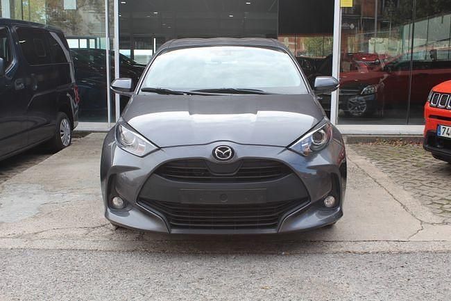 Usado Mazda 2 Center-Line 116 CV (85 kW) 2023 Gris Berlina