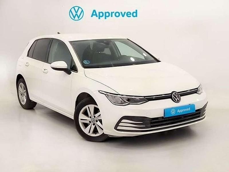 Blanco Usado 2024 VW Golf Life Berlina | 27.350 € (Caro) - Imagen 1/4