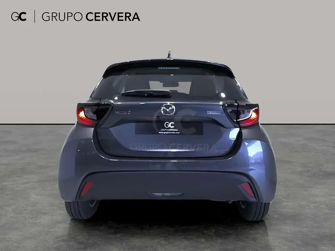 Nuevo Mazda 2 Center-Line 116 CV (85 kW) 2025 Gris Utilitario