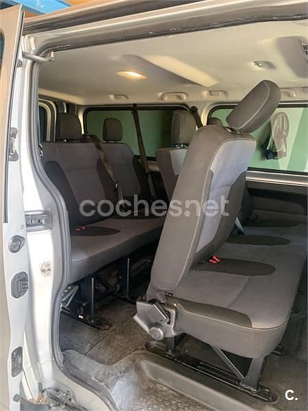 Gris / plata Usado 2017 Opel Vivaro Van | 15.500 € (Precio justo) - Imagen 1/2