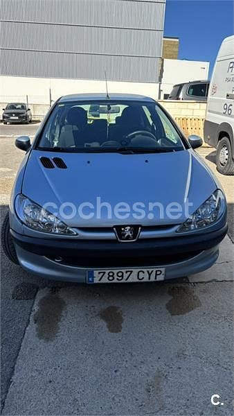 Azul Usado 2004 Peugeot 206 Berlina | 3300 € (Precio justo) - Imagen 1/4