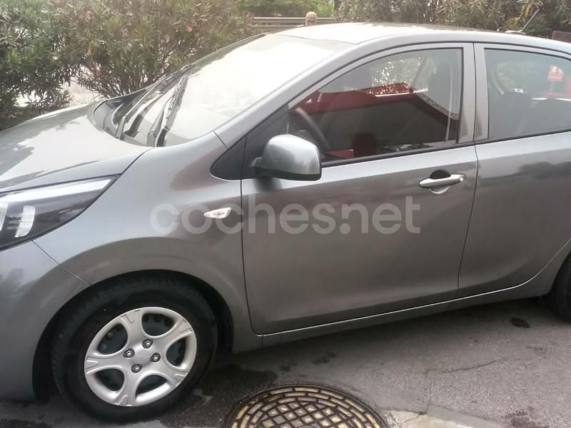 Gris / plata Usado 2023 Kia Picanto Utilitario | 11.000 € (Precio justo) - Imagen 1/4