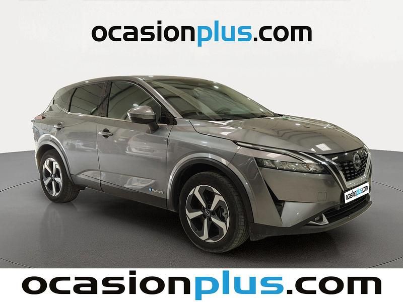 Usado Nissan Qashqai Acenta 190 CV (139 kW) 2024 Gris SUV