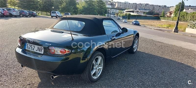 Usado Mazda MX5 Active 126 CV (92 kW) 2007 Verde Descapotable