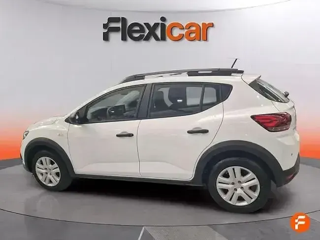 Usado Dacia Sandero Essentiel 90 CV (66 kW) 2023 Blanco