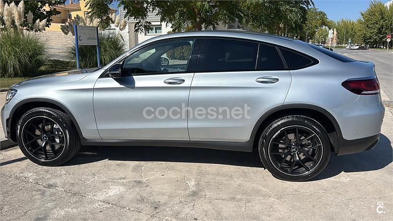 Usado Mercedes GLC300e 306 CV (225 kW) 2022 Gris / plata Coupe