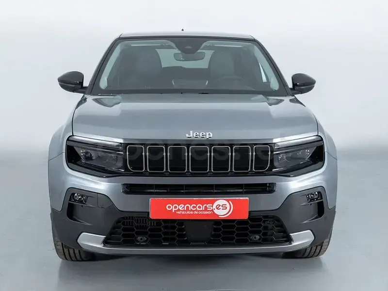 Nuevo Jeep Avenger Altitude 100 CV (73 kW) 2026 Gris / plata SUV