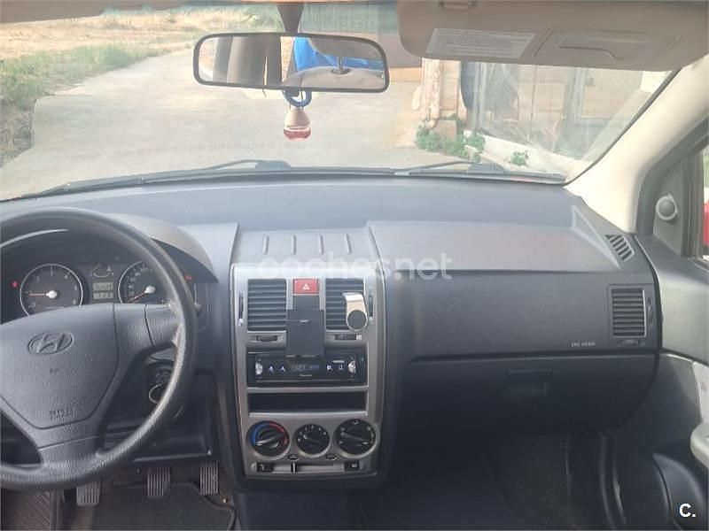 Rojo Usado 2004 Hyundai Getz Utilitario | 2650 € (Precio justo) - Imagen 1/4