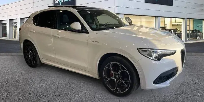 Usado Alfa Romeo Stelvio Veloce 209 CV (153 kW) 2020 Blanco SUV