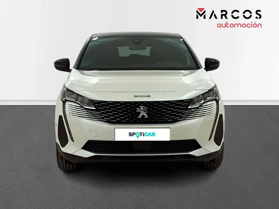 Usado Peugeot 3008 Allure 130 CV (95 kW) 2023 Blanco SUV