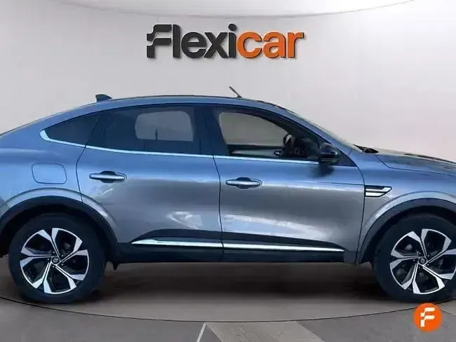 Usado Renault Arkana Evolution 140 CV (102 kW) 2024 Gris SUV