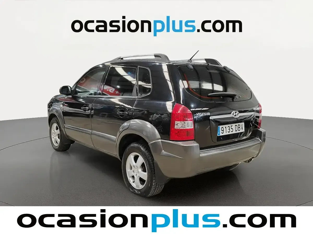 Usado Hyundai Tucson Comfort 141 HP (103 kW) 2004 Preto SUV