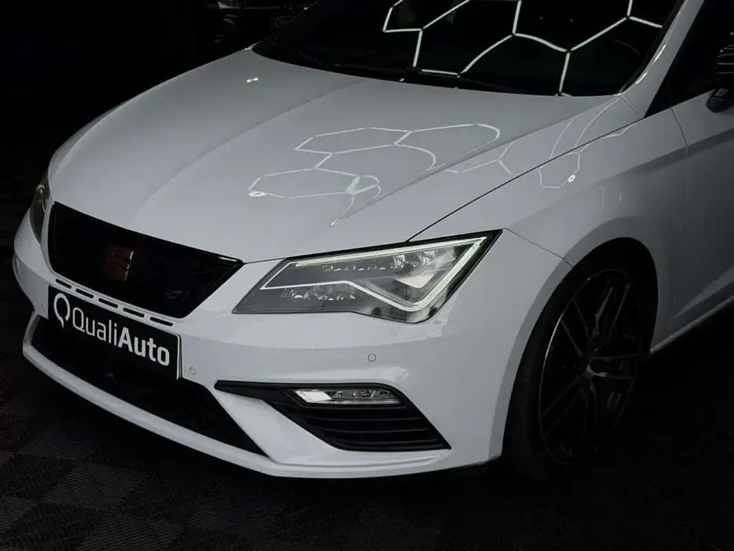 Usado Seat Leon ST CUPRA 290 CV (213 kW) 2019 Blanco Familiar