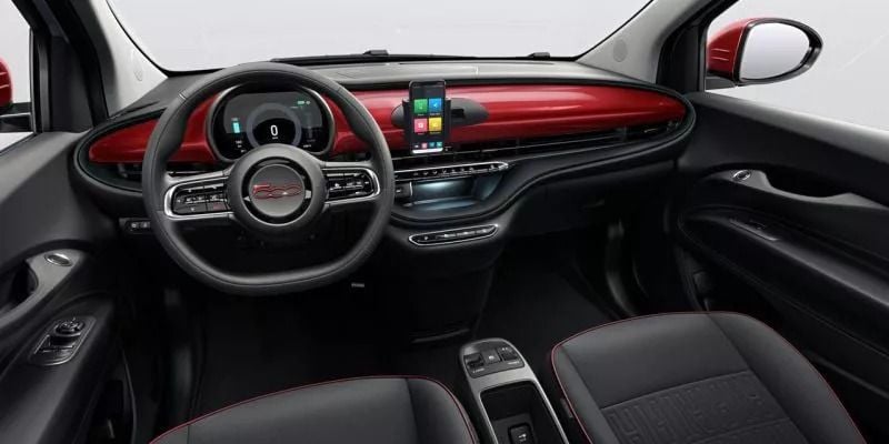 Usado Fiat 500e Red 69 kW (95 CV) 2023 Rojo Utilitario