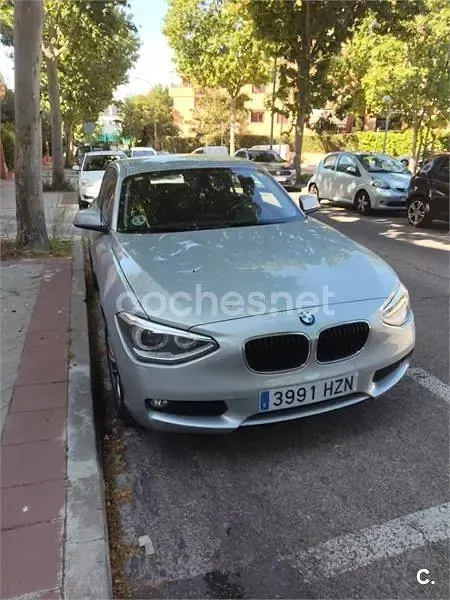 Usado BMW 116 Comfort Edition 116 CV (85 kW) 2014 Gris / plata Utilitario