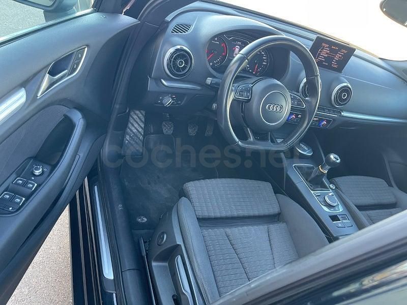 Usado Audi A3 S-Line 150 HP (110 kW) 2014 Preto Sedan