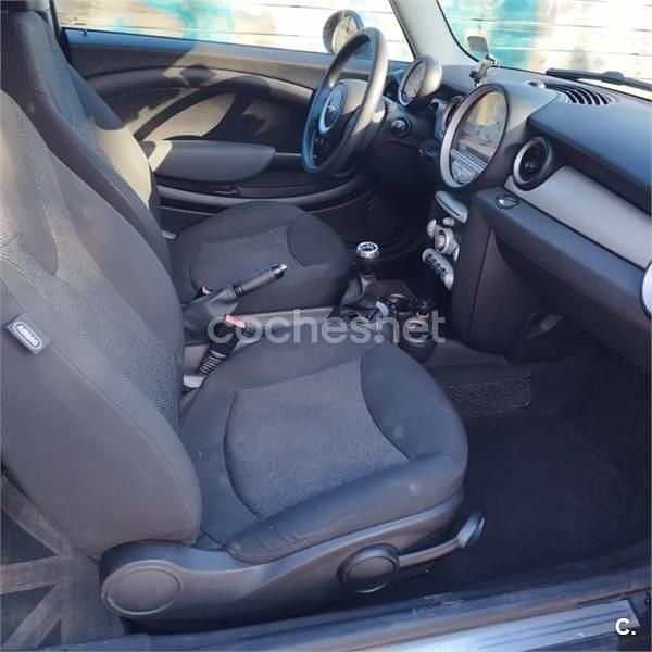 Usado Mini One Clubman 95 CV (69 kW) 2009 Rojo Familiar